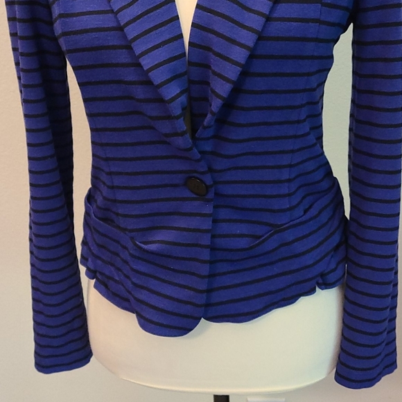 Cartonnier for Anthro, knit striped black & blue tailored, fitted blazer - Picture 6 of 16